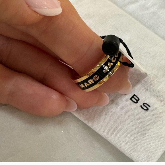 NWT marc jacobs ring size 7 - Picture 2 of 2
